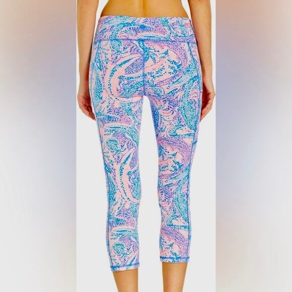 Lilly Pulitzer Luxletic Weekender Legging in Maybe Gator Sz.M - Picture 2 of 14